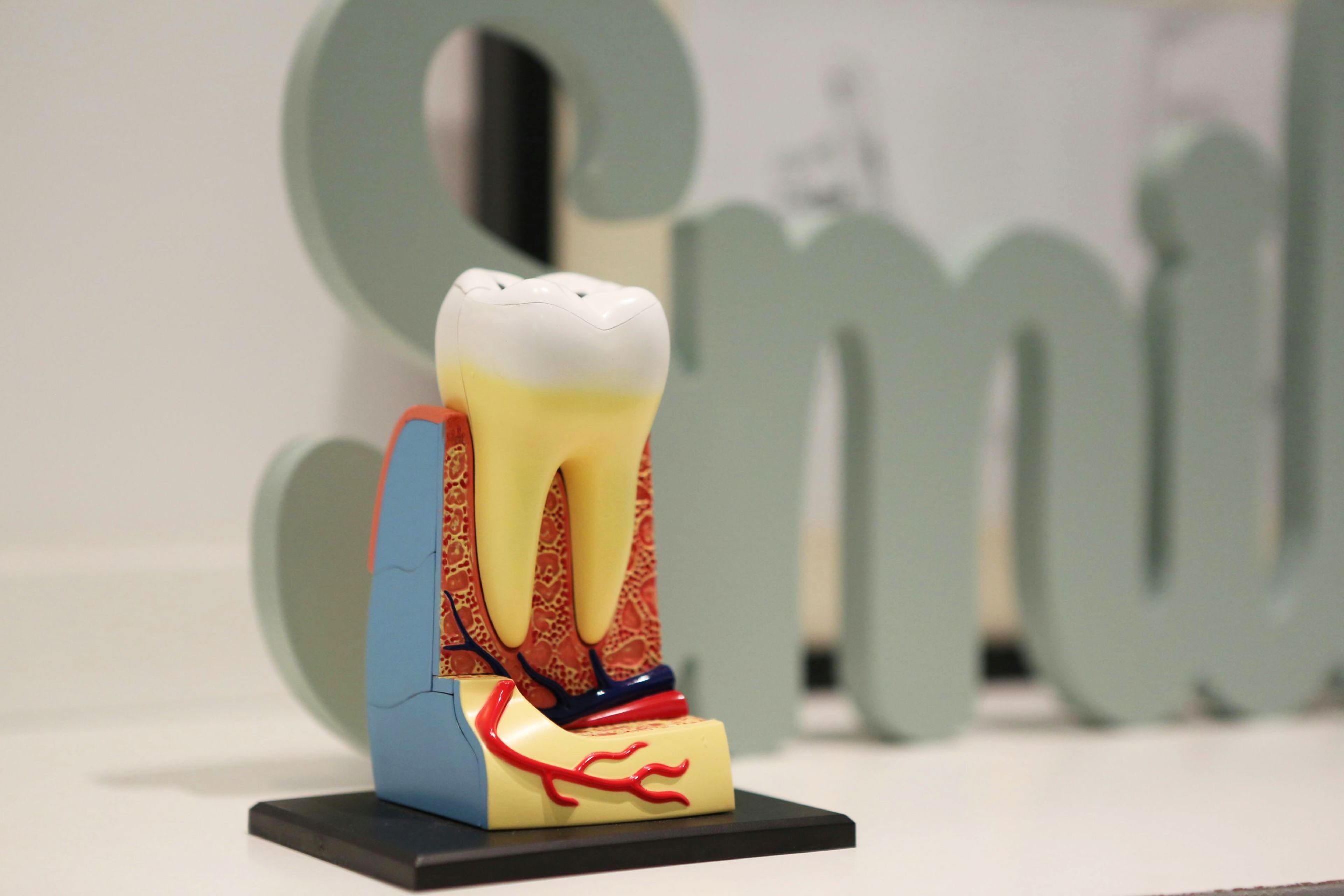 Asas sāpes, nospiežot uz zoba: iespējams, tas ir pulpīts